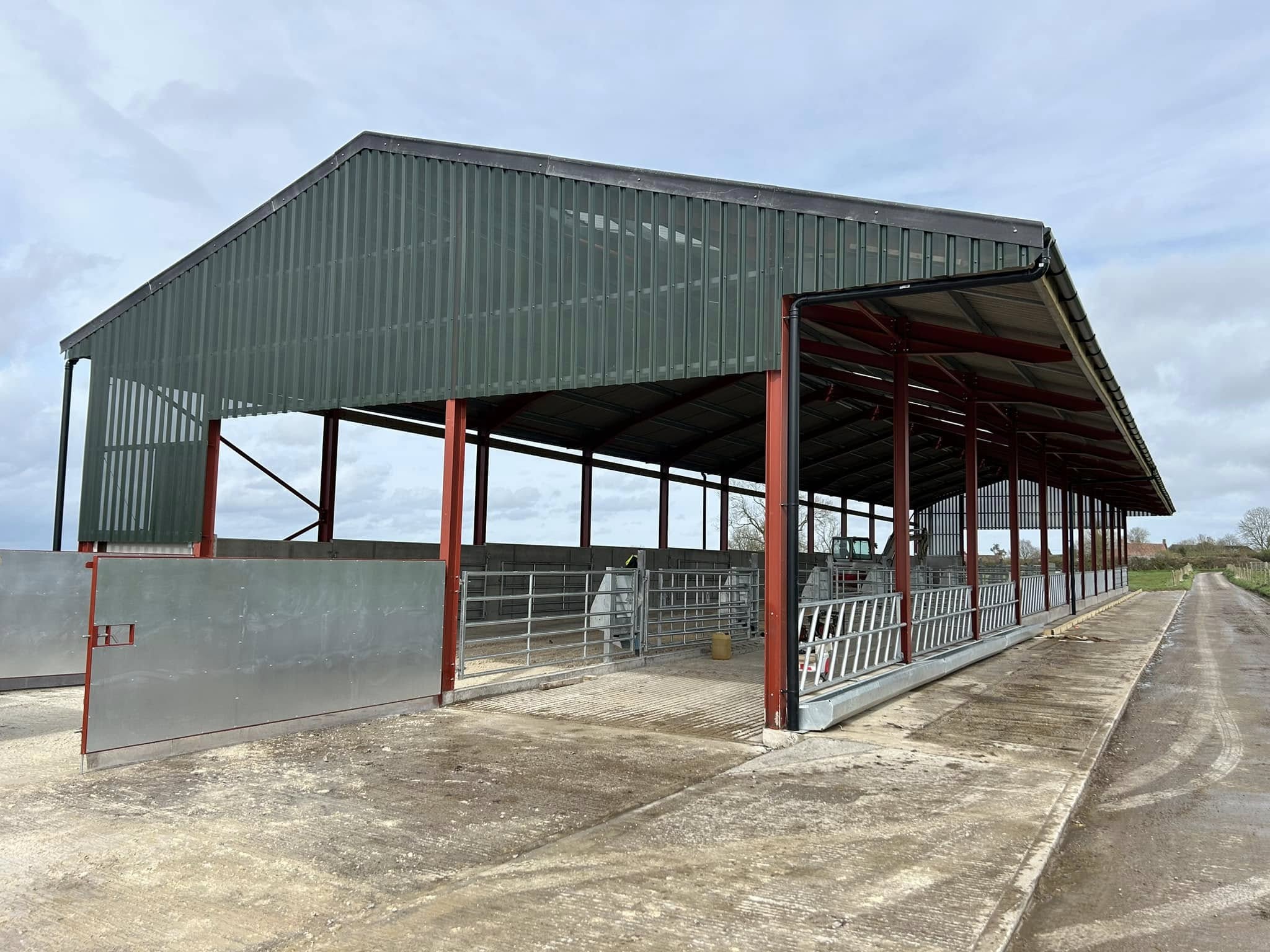Agricultural steel-frame building in Devon built by W.E. Phillips & Sons